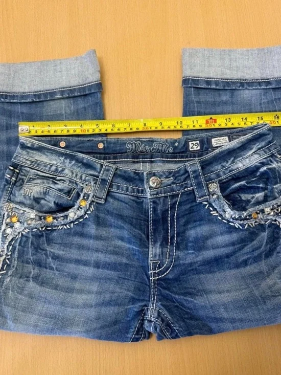 Miss Me Women's Embellished Blue Denim capris Jeans size 29 - Picture 4 of 6